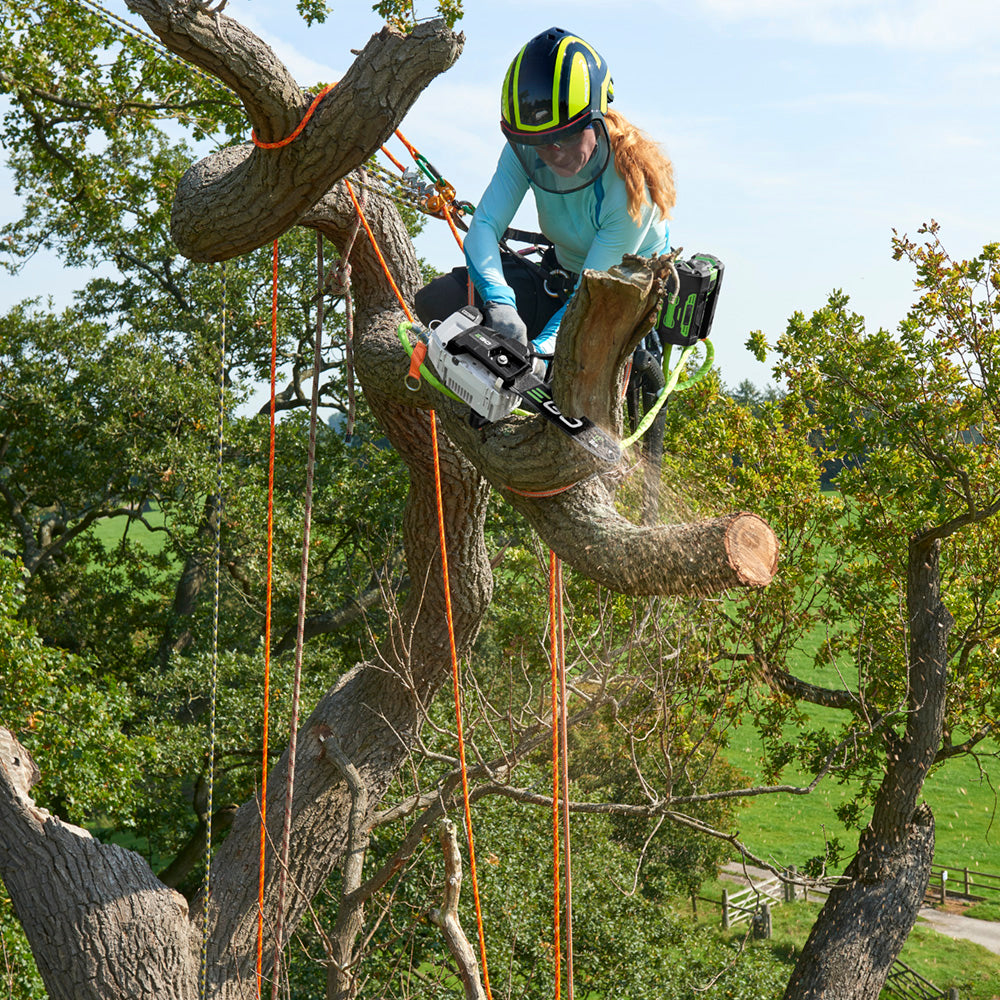 Commercial Top-Handle Chainsaw
